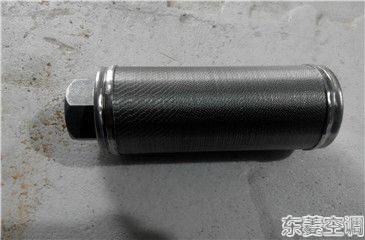 大金單螺桿壓縮機(jī)內(nèi)置油過(guò)濾器